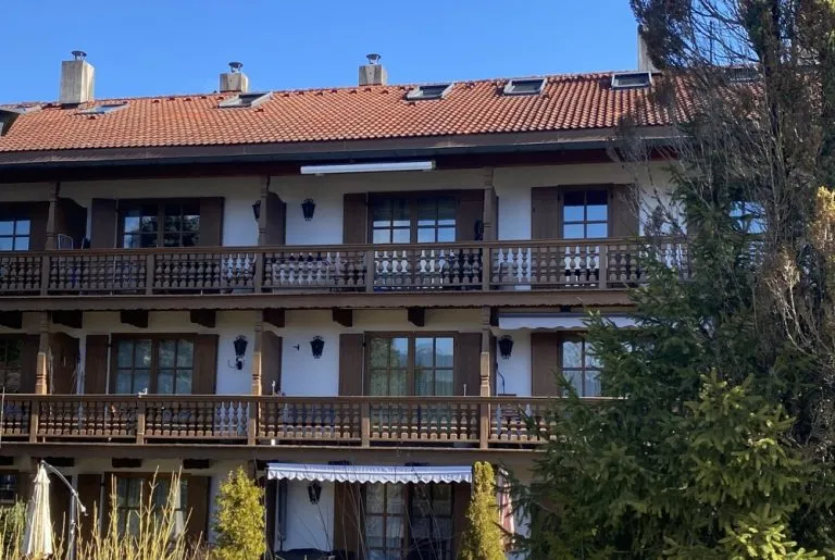 Immobilienangebot - Tegernsee - Alle - Moderne Eigentumswohnung mit Galerie und tollem Blick in die Berge!
